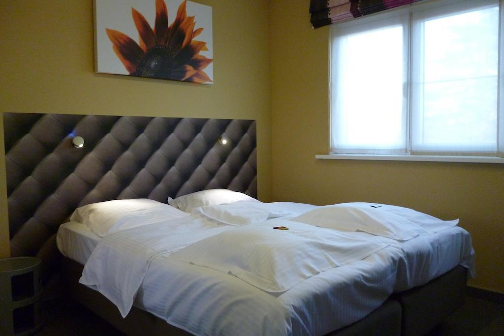 Su'Ro Bed And Breakfast Γάνδη Δωμάτιο φωτογραφία
